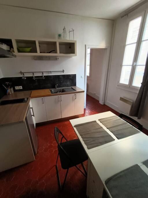 Apartamento T2-Avignon - Centre Historique Exterior foto